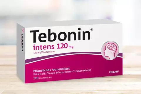 Packung Tebonin intens auf einer Tischplatte